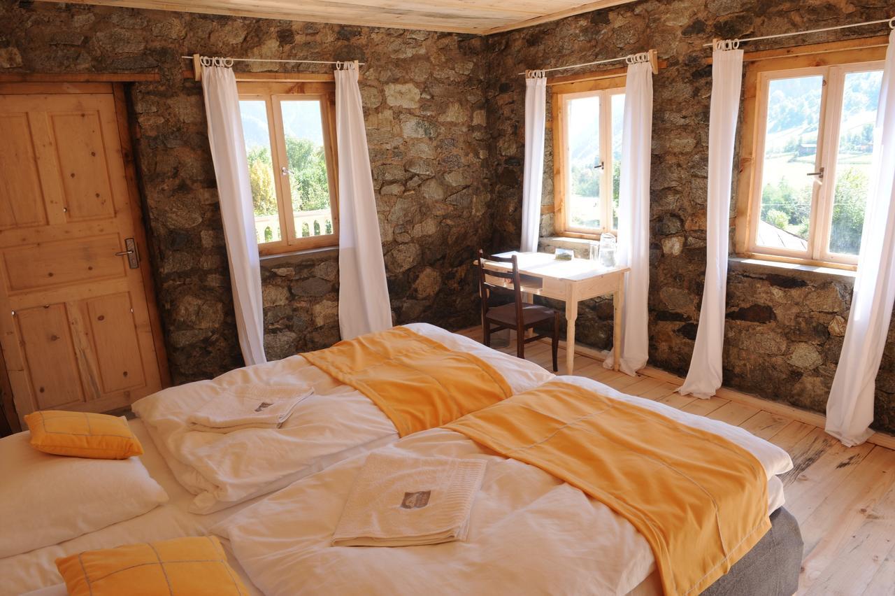 Grand Hotel Ushba Mazeri 객실 사진